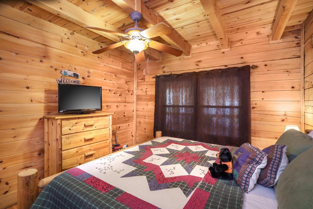 Glori'S Retreat, Game Room, 1089 Of Free Attraction Tickets For Each Paid Day, Dollywood And More Pigeon Forge Luaran gambar